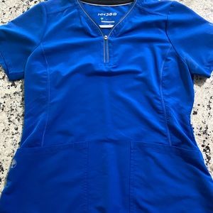 Healing Hands 360 scrub top